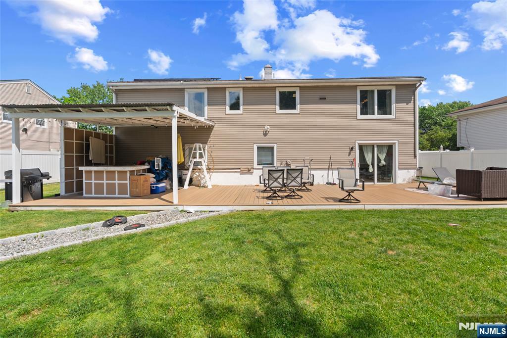 15 Robby Road Little Ferry, NJ 07643 - Photo 40 of 45