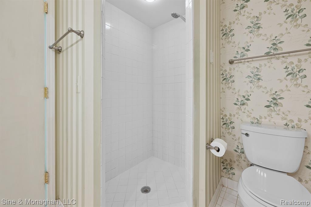 35595 Court Ridge Court Farmington Hills, MI 48335 - Photo 27 of 39