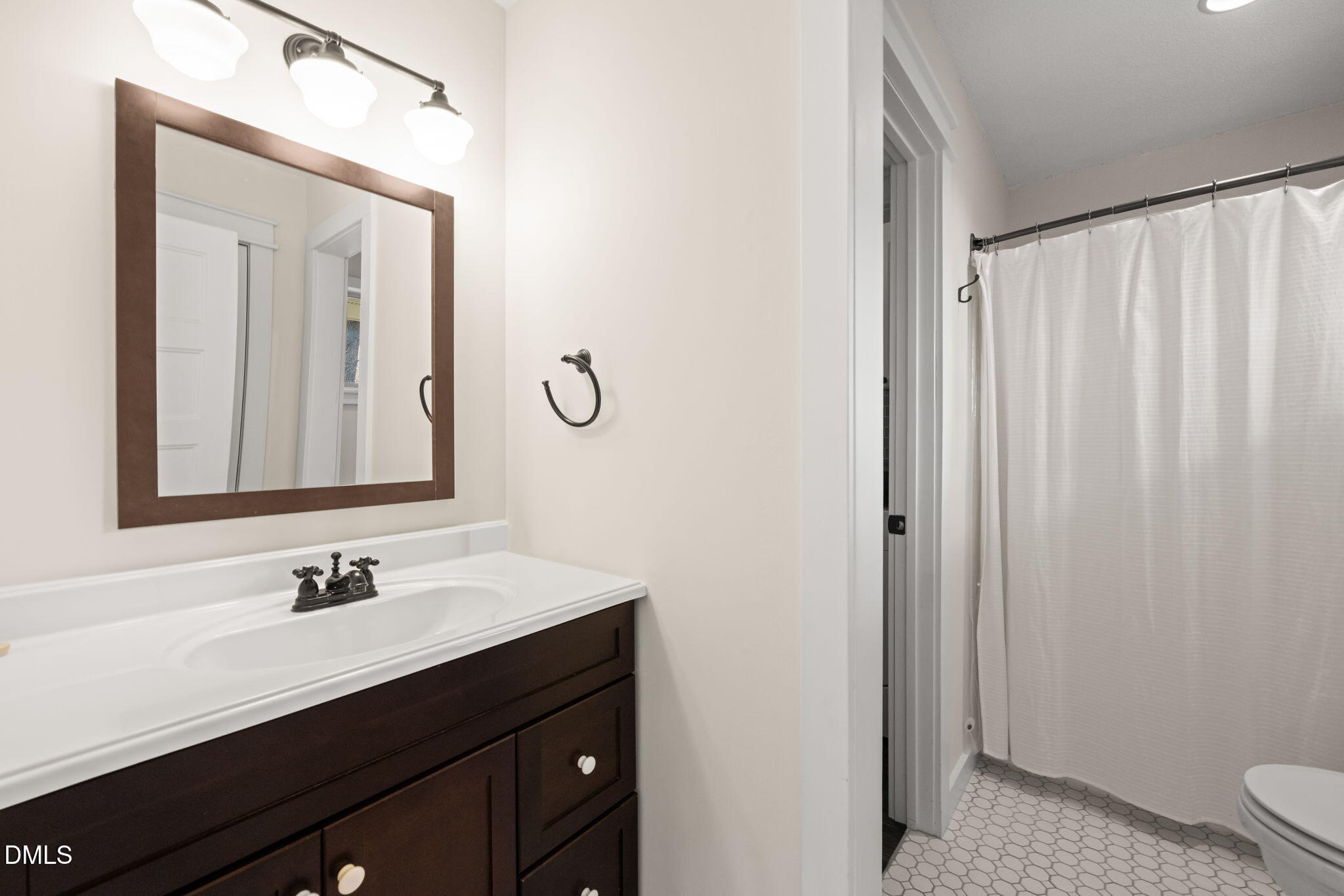 15 Abbey Road Chapel Hill, NC 27516 - Photo 31 of 42
