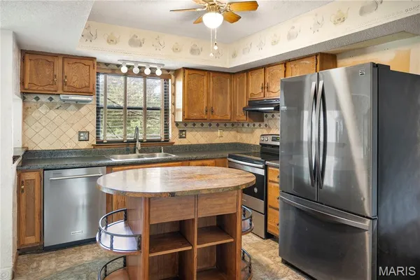$370,000 | 105 Willow Drive, Eureka, MO 63025