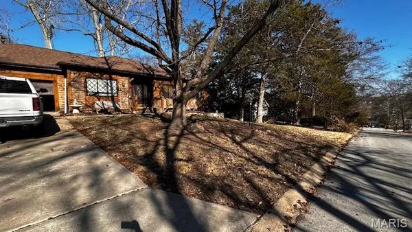 $370,000 | 105 Willow Drive, Eureka, MO 63025