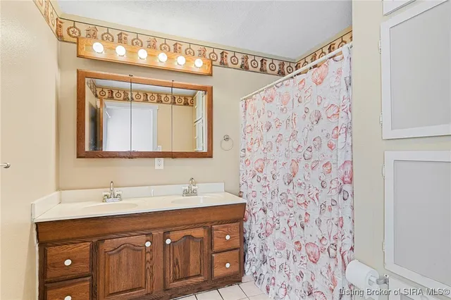 $278,900 | 406 Mouser Street, Madison, IN 47250