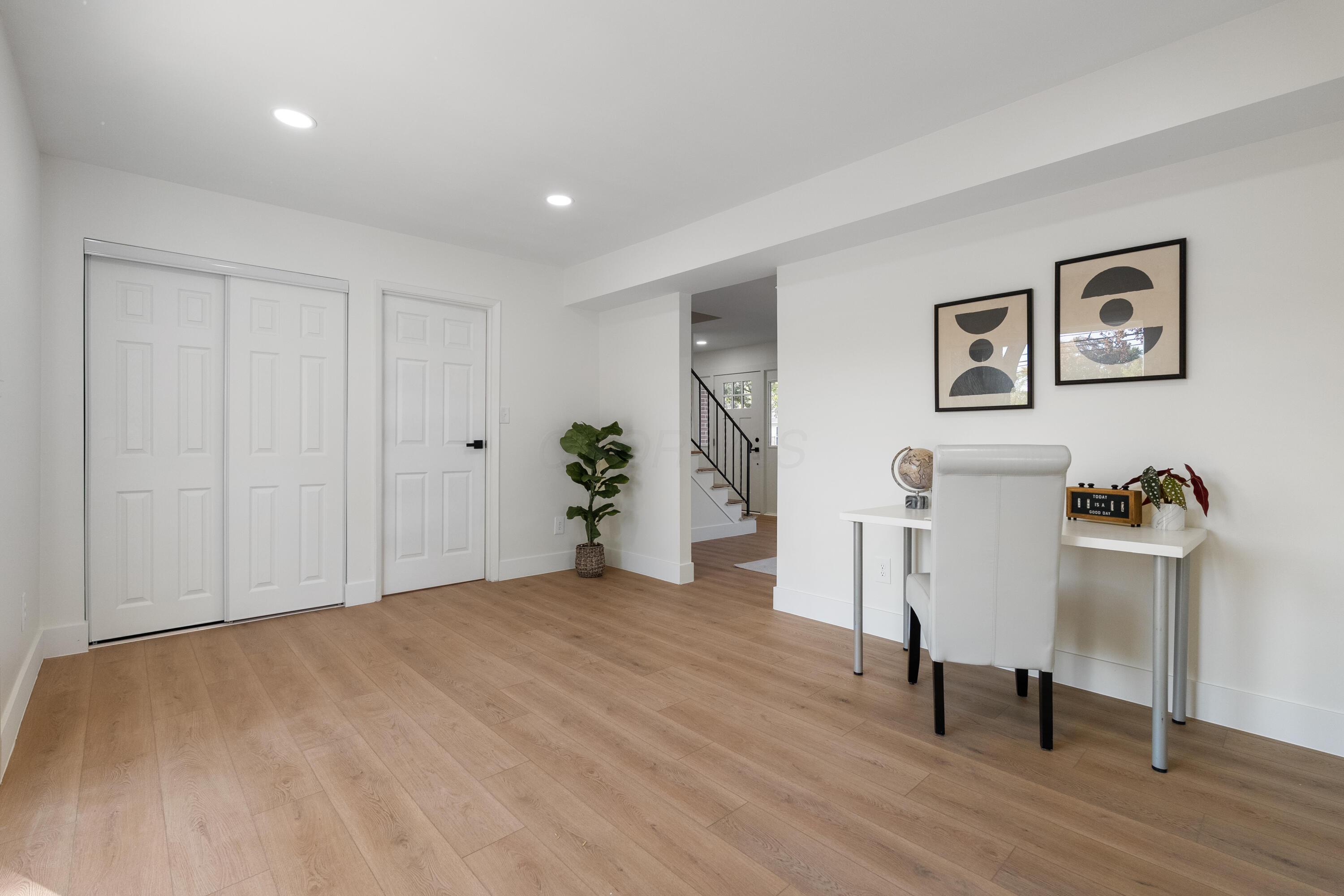 5579 Norcross Road Columbus, OH 43229 - Photo 14 of 50 14