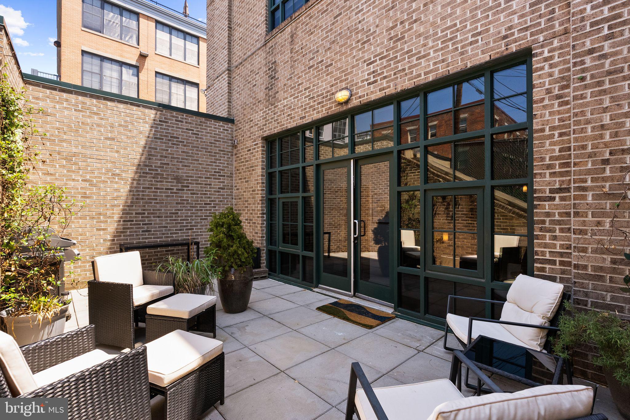 1701 Kalorama Road Northwest, Unit 203 Washington, DC 20009 - Photo 32 of 36