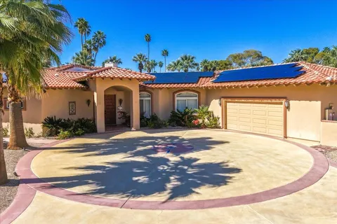 $2,250,000 | 696 East Vereda Sur, Palm Springs, CA 92262