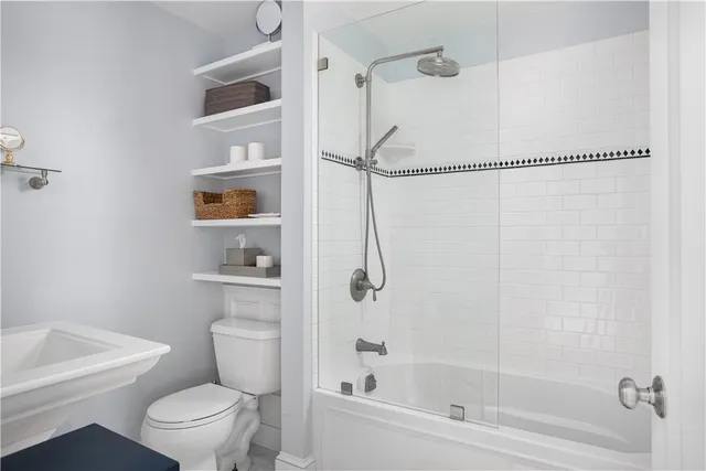 $4,000 | 96 3rd Street, Newport, RI 02840