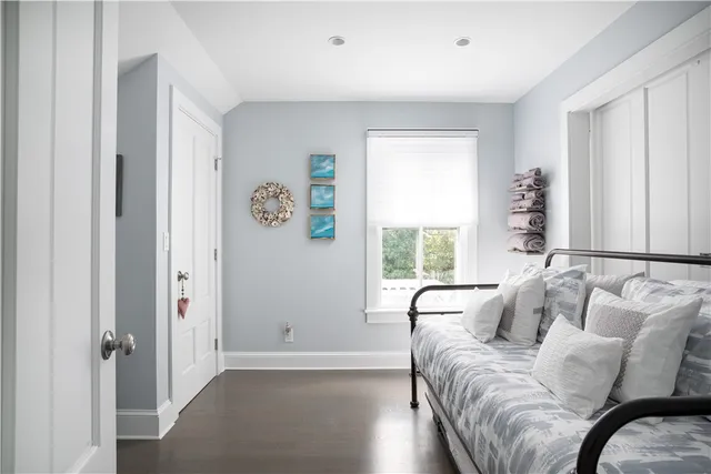 $4,000 | 96 3rd Street, Newport, RI 02840