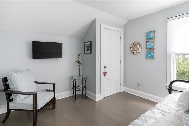 $4,000 | 96 3rd Street, Newport, RI 02840