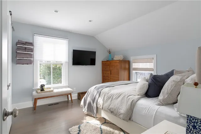 $4,000 | 96 3rd Street, Newport, RI 02840