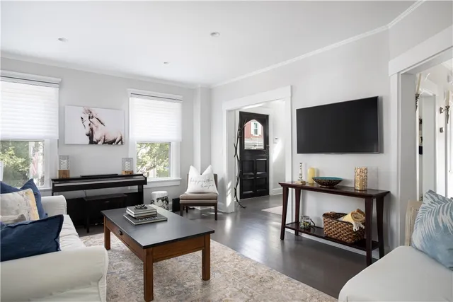 $4,000 | 96 3rd Street, Newport, RI 02840