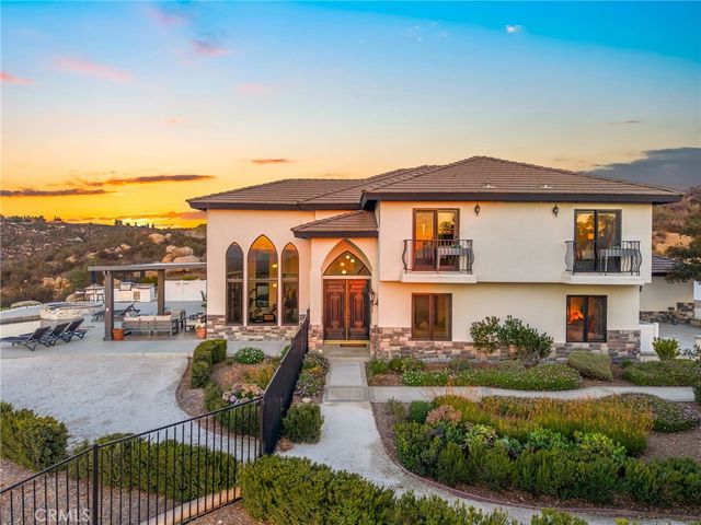 $2,099,998 | 39850 Calle Breve, Temecula, CA 92592