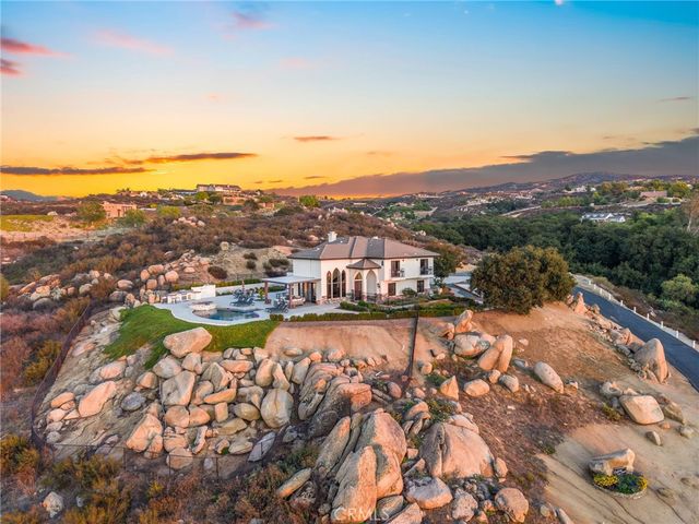 $2,099,998 | 39850 Calle Breve, Temecula, CA 92592