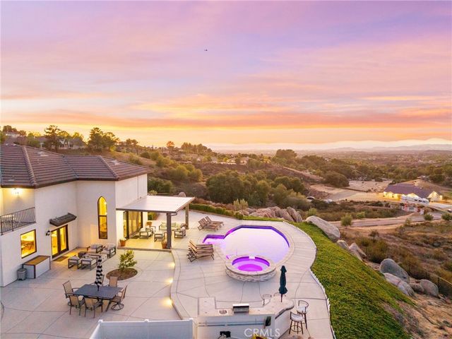 $2,099,998 | 39850 Calle Breve, Temecula, CA 92592