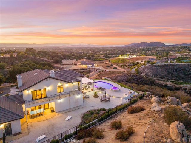 $2,099,998 | 39850 Calle Breve, Temecula, CA 92592