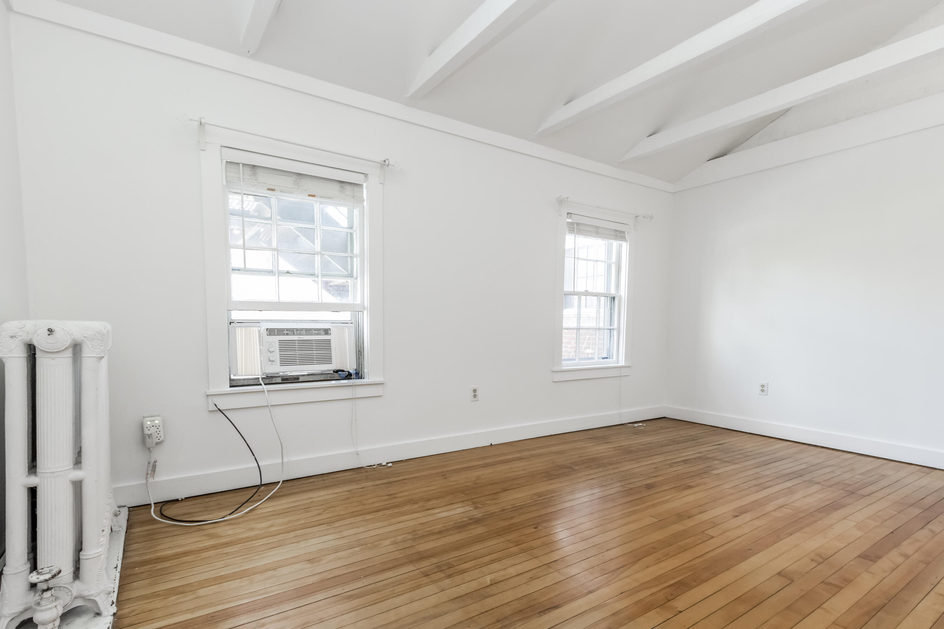 167 Danforth Street, Unit 4 Portland, ME 04102 - Photo 19 of 40 20240807EG-72057