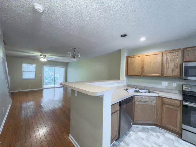 $1,595 | 703 Pine Bluff Drive, Summerville, SC 29483