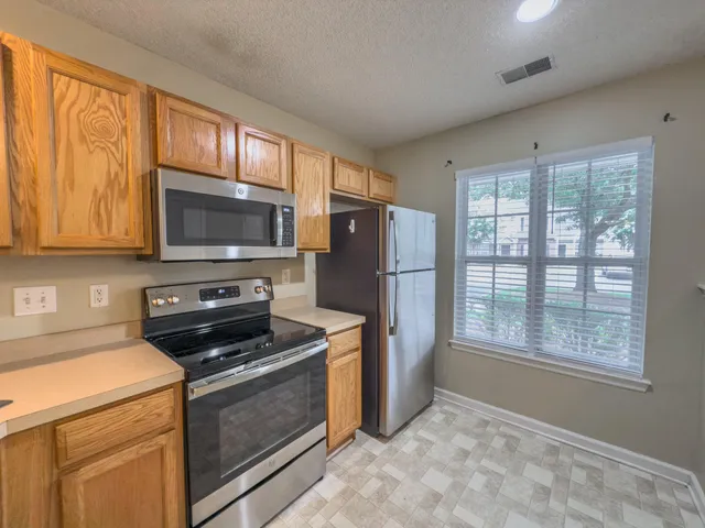 $1,595 | 703 Pine Bluff Drive, Summerville, SC 29483