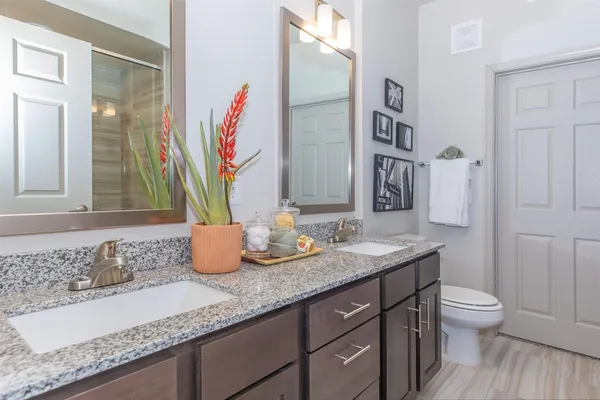 $1,580 | 907 S Road, Unit 7202, Baytown, TX 77521