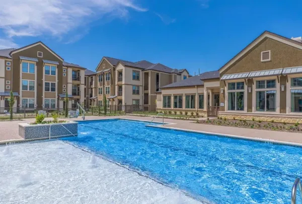 $1,580 | 907 S Road, Unit 7202, Baytown, TX 77521