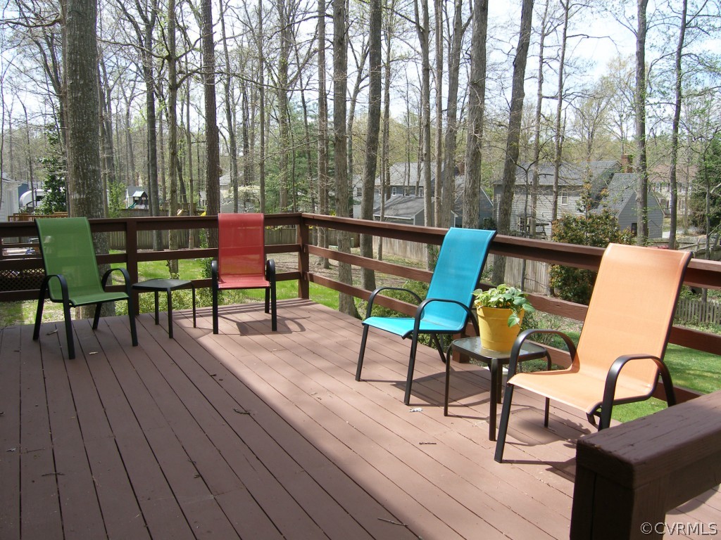 604 Fennimore Road Midlothian, VA 23114 - Photo 6 of 24 a view of a chairs and table on the wooden floor