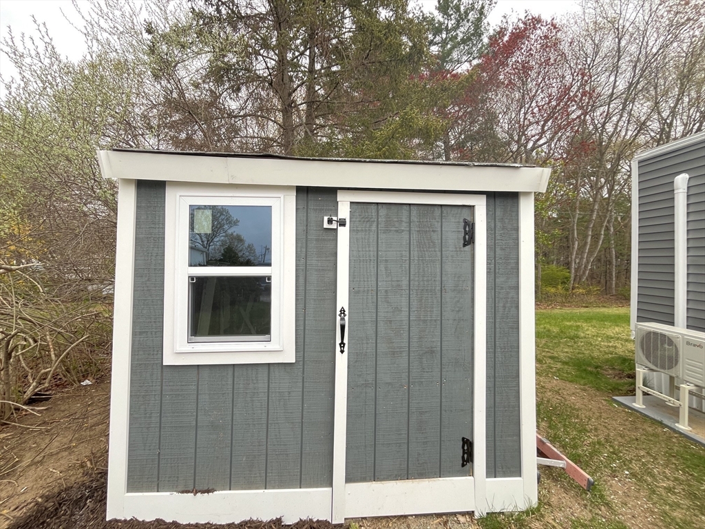 10 Holly Road Taunton, MA 02780 - Photo 7 of 28 Gallery Image 7
