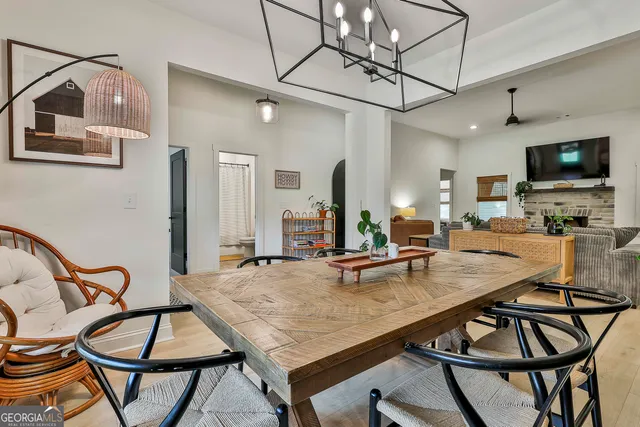 $669,900 | 141 Georgian Pnes Drive, Senoia, GA 30276