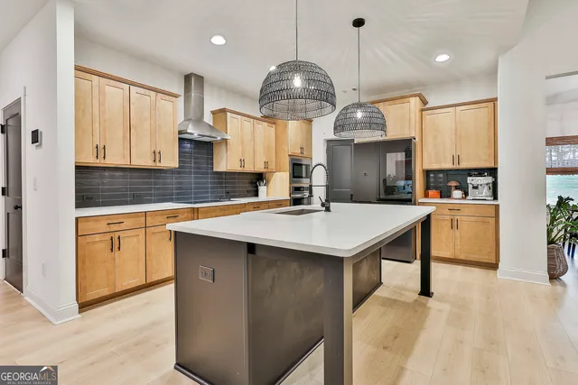 $669,900 | 141 Georgian Pnes Drive, Senoia, GA 30276