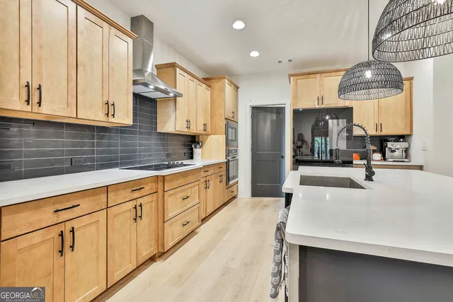 $669,900 | 141 Georgian Pnes Drive, Senoia, GA 30276