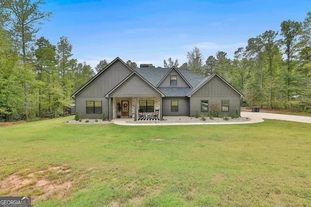 $669,900 | 141 Georgian Pnes Drive, Senoia, GA 30276