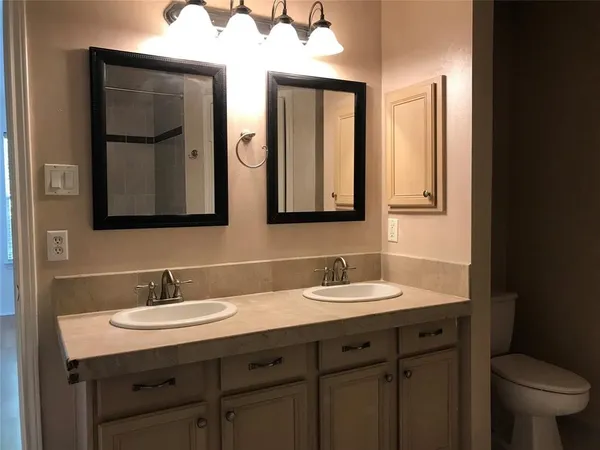 $1,800 | 17035 Judyleigh Drive, Houston, TX 77084