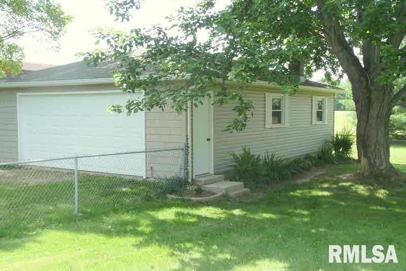 11564 Country Club Road West Frankfort, IL 62896 - Photo 27 of 33 Gallery Image 27