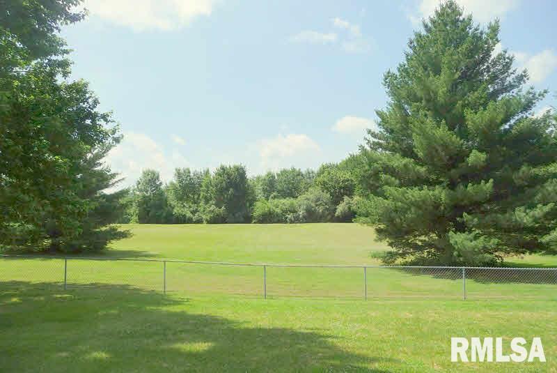 11564 Country Club Road West Frankfort, IL 62896 - Photo 30 of 33 Gallery Image 30
