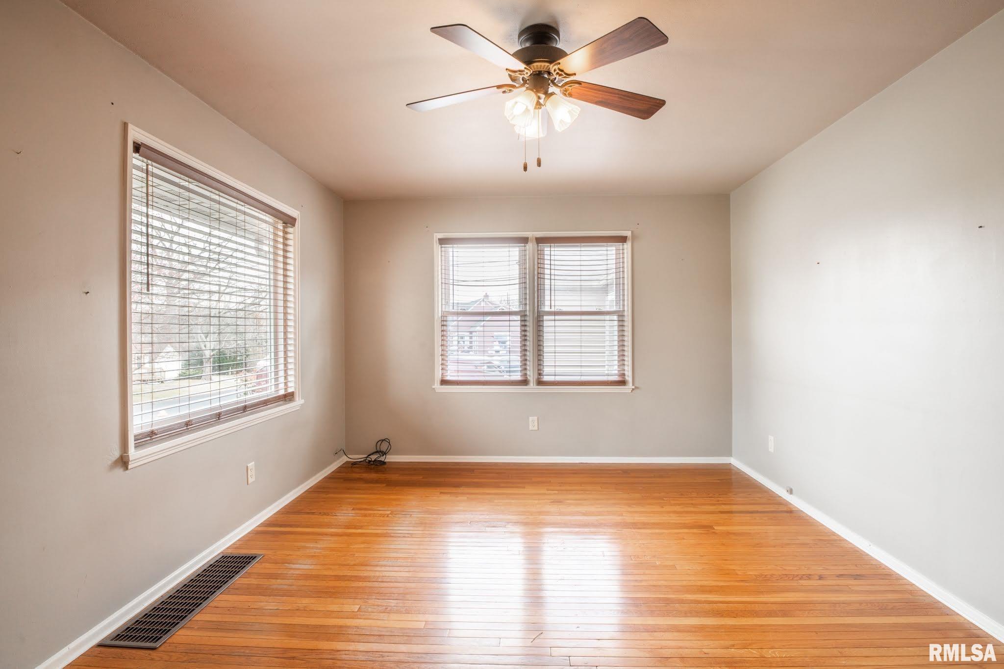 304 West Barrington Road Peoria, IL 61614 - Photo 24 of 50 Gallery Image 24