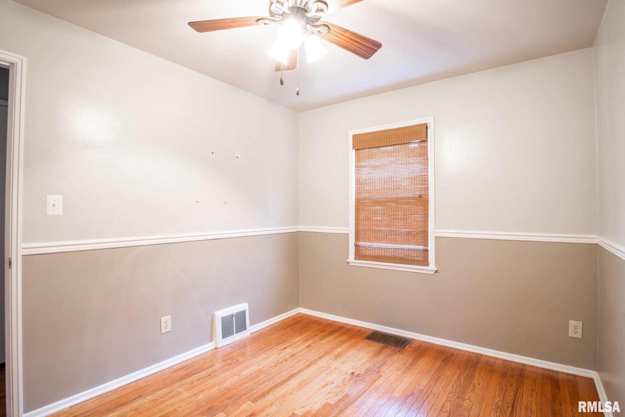 304 West Barrington Road Peoria, IL 61614 - Photo 31 of 50 Gallery Image 31