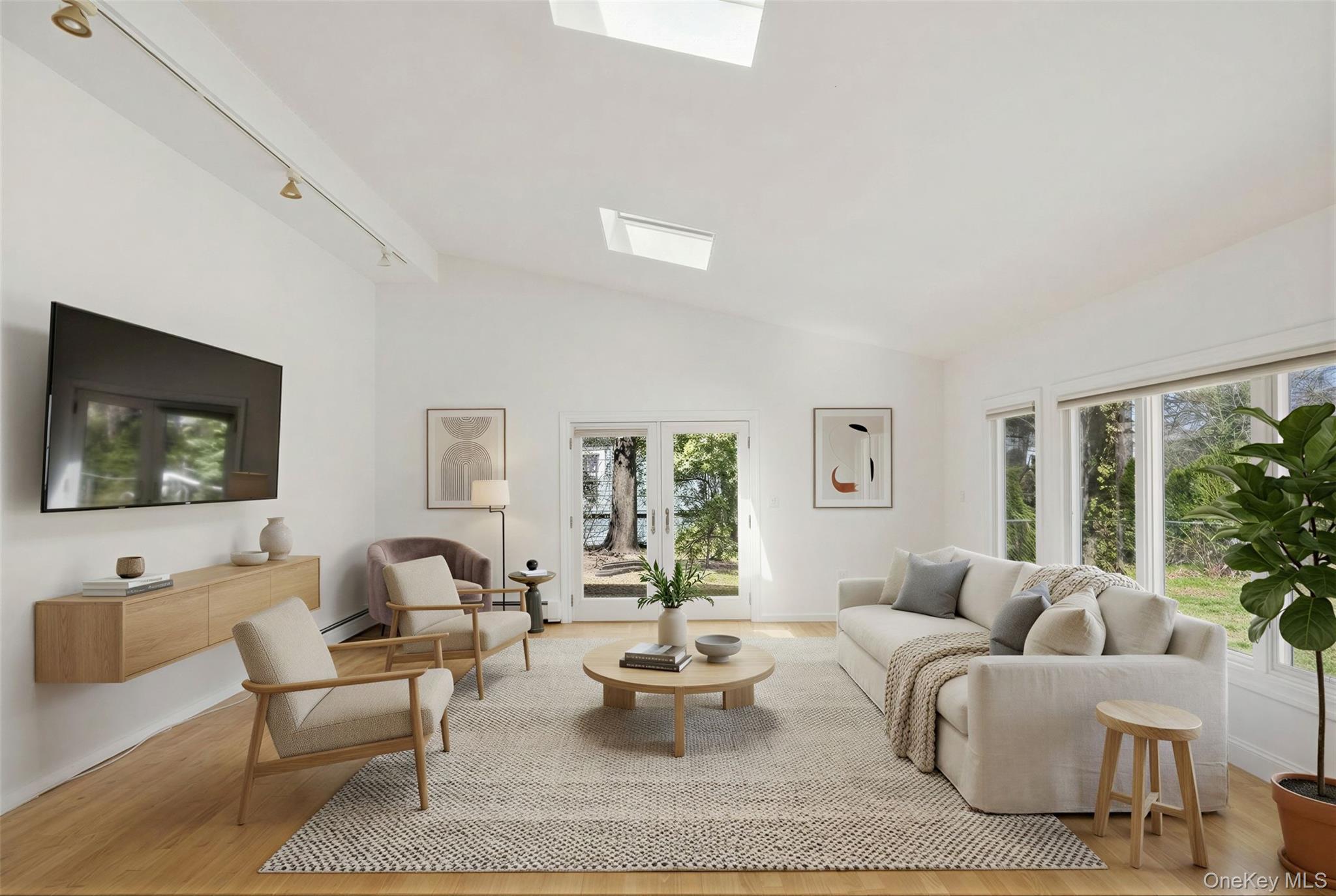 17 Old Orchard Road Rye Brook, NY 10573 - Photo 4 of 20 Family Room