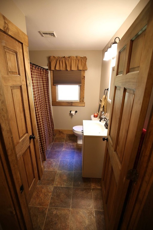 42 Paxton Road Spencer, MA 01562 - Photo 11 of 30 Gallery Image 11