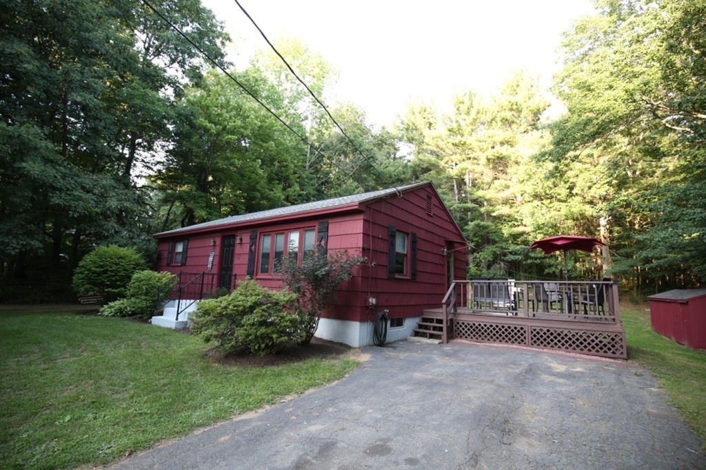 42 Paxton Road Spencer, MA 01562 - Photo 3 of 30 Gallery Image 3