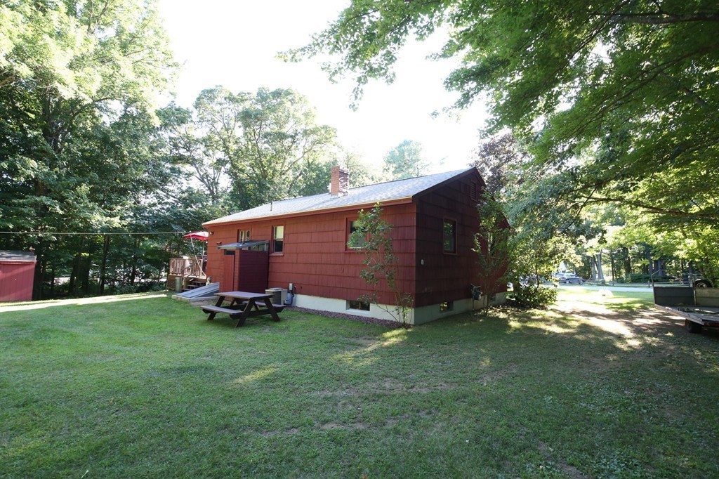 42 Paxton Road Spencer, MA 01562 - Photo 4 of 30 Gallery Image 4