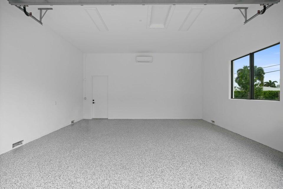 1060 Fairview Lane Riviera Beach, FL 33404 - Photo 33 of 36 20240828160733023788000000-o