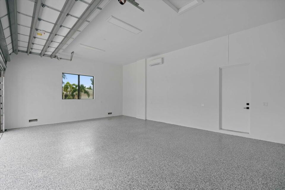 1060 Fairview Lane Riviera Beach, FL 33404 - Photo 34 of 36 20240828160746774021000000-o