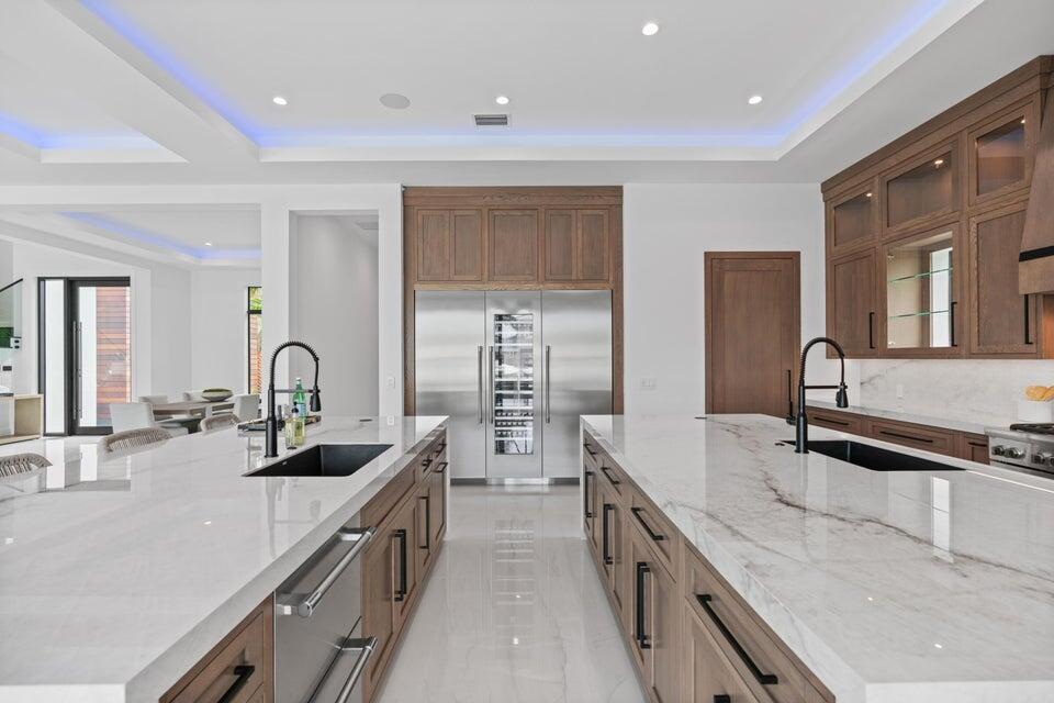 1060 Fairview Lane Riviera Beach, FL 33404 - Photo 10 of 36 20240828162017957040000000-o