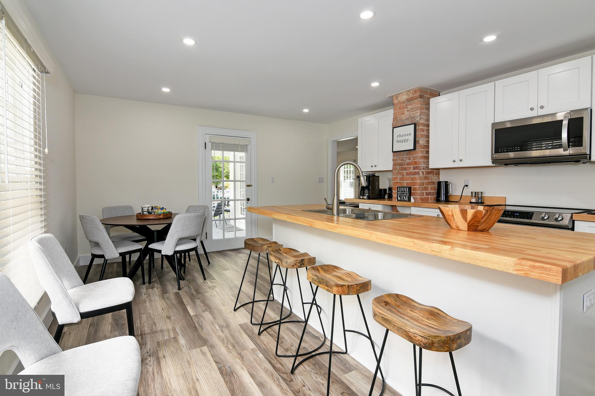 105 Mill Street Cambridge, MD 21613 - Photo 13 of 30 Stainless Steel Appliances