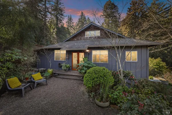 $670,000 | 32 Grand View Avenue, Camp Meeker, CA 95419