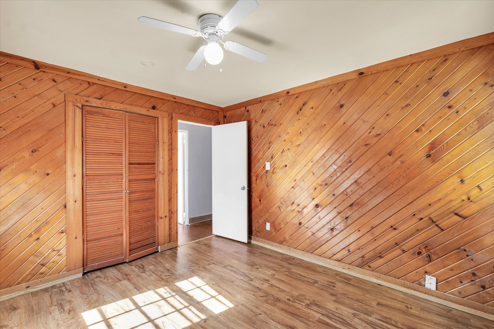 1710 Parkside Terrace Champaign, IL 61821 - Photo 15 of 31 wooden floor in an empty room