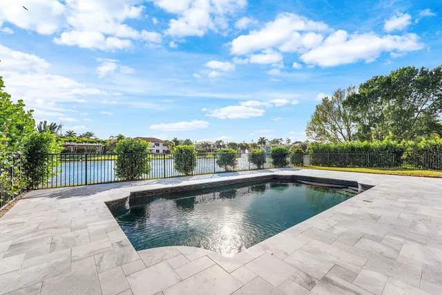 $1,500,000 | 8060 Woodslanding Trail, West Palm Beach, FL 33411