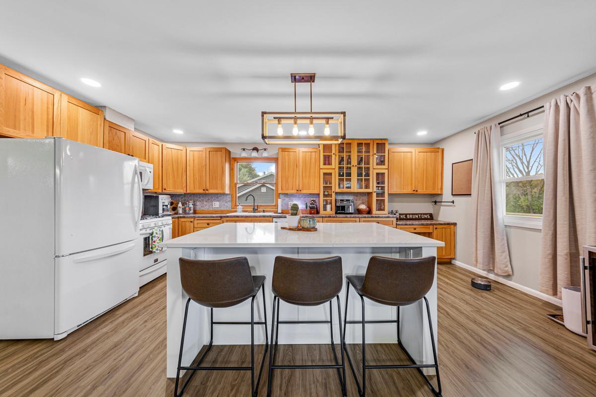 316 Stoltzman Road Mankato, MN 56001 - Photo 8 of 36