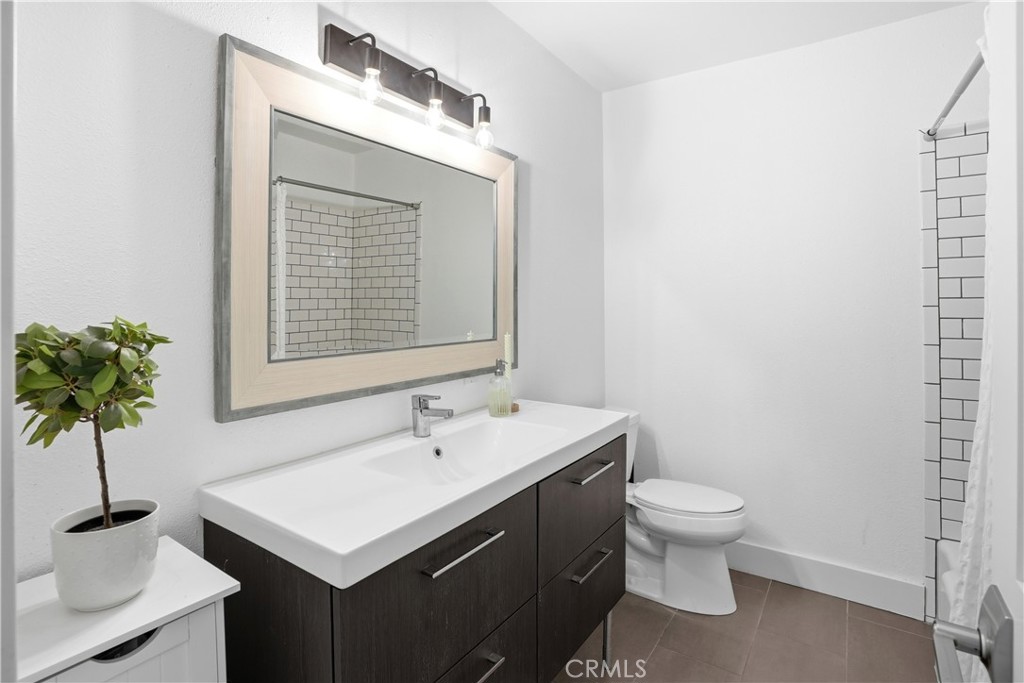 1228 Rutland Road, Unit 6 Newport Beach, CA 92660 - Photo 16 of 21