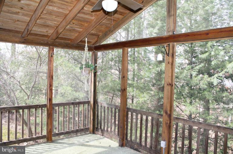 2504 Bollard Road Annapolis, MD 21401 - Photo 2 of 19 Screened Porch