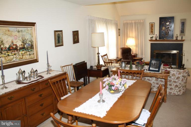 2504 Bollard Road Annapolis, MD 21401 - Photo 5 of 19 Dining Room