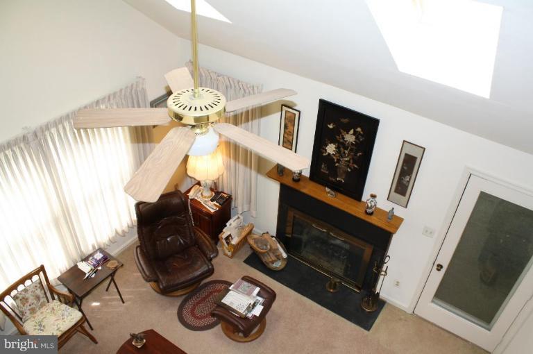 2504 Bollard Road Annapolis, MD 21401 - Photo 8 of 19 Family Room